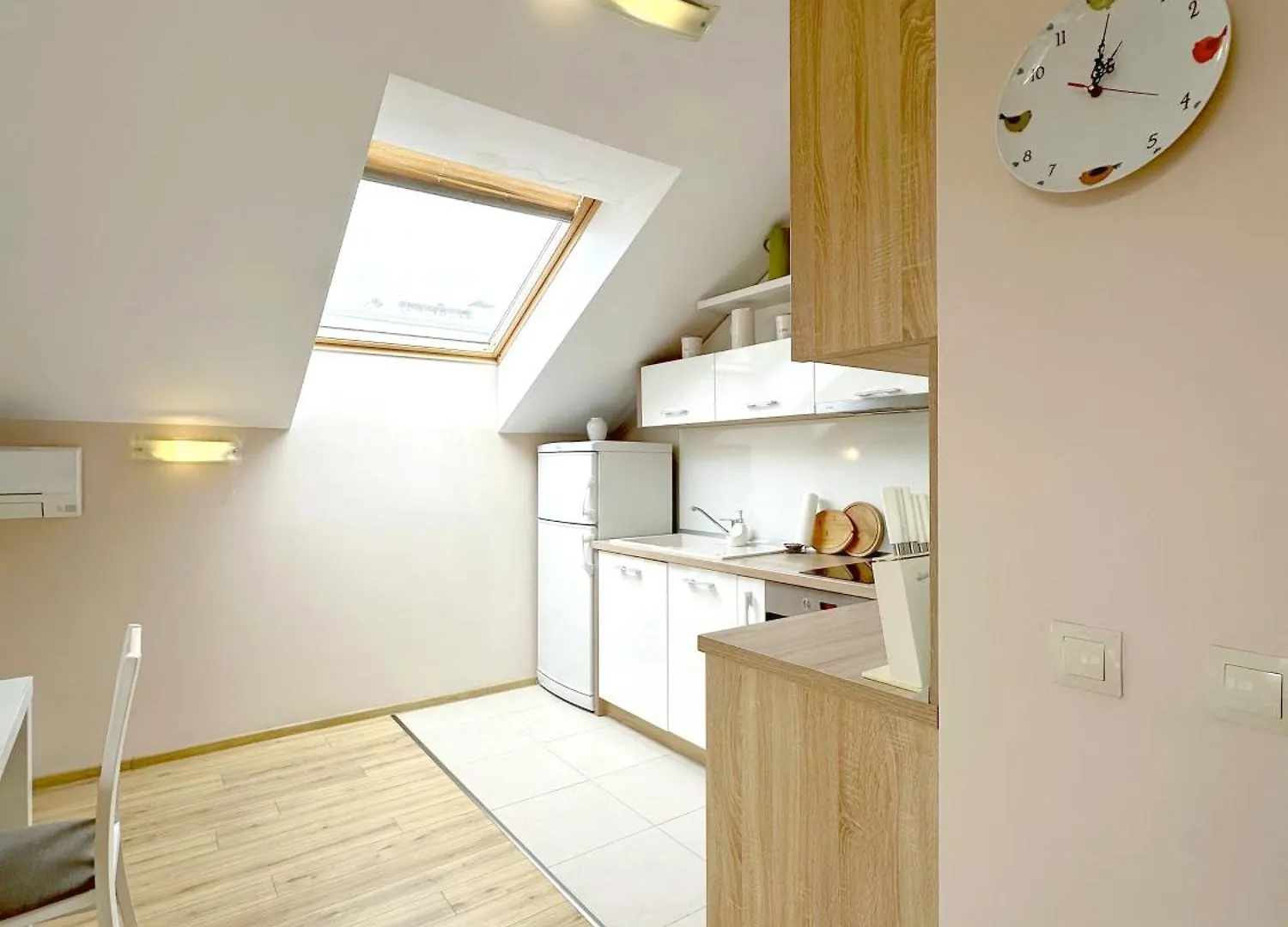 Old City Views - Luxury 2Bdr Apt & Free Parking